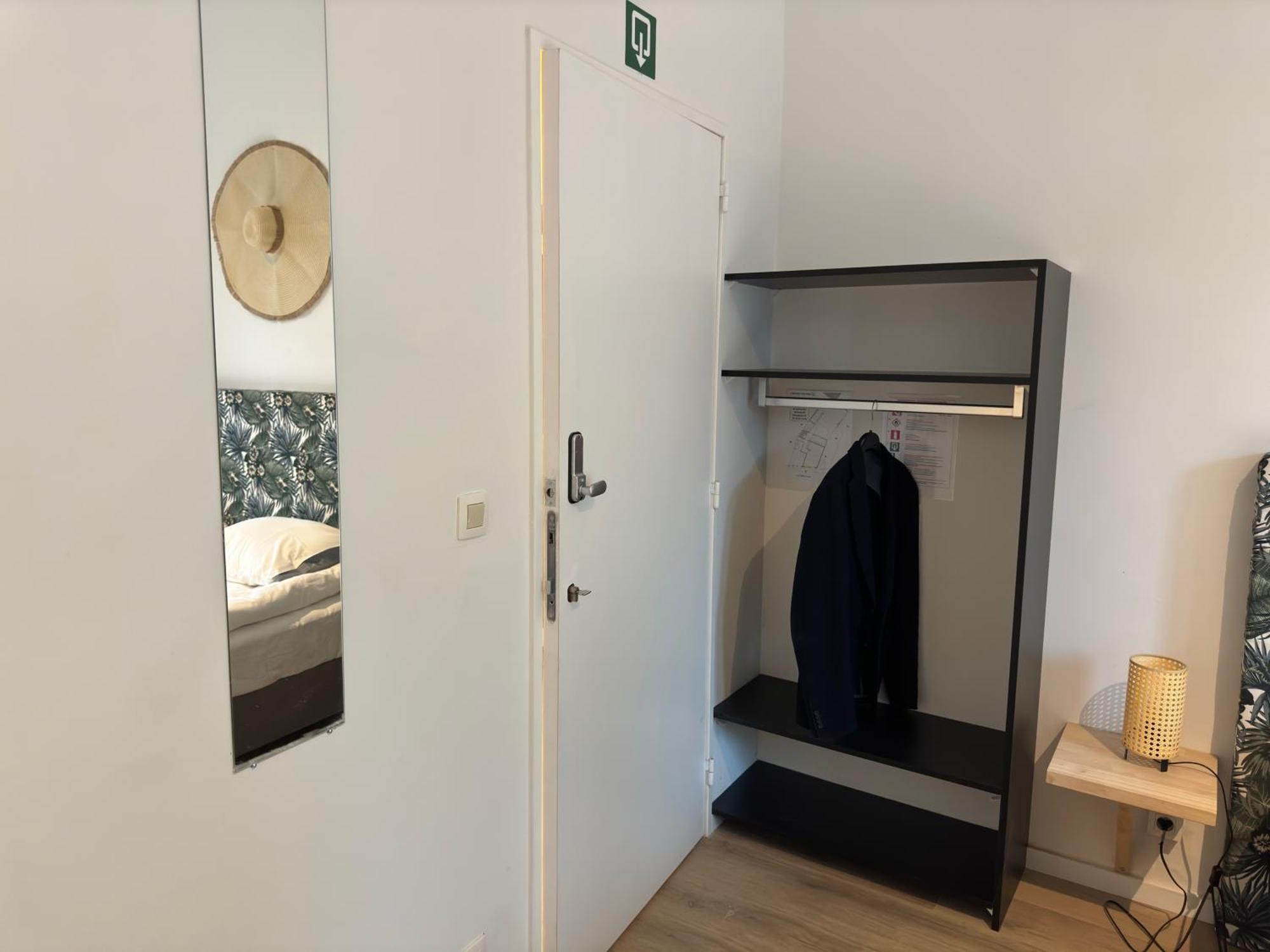 Two Bedroom Loft In The City Center By The Meir Антверпен Екстериор снимка