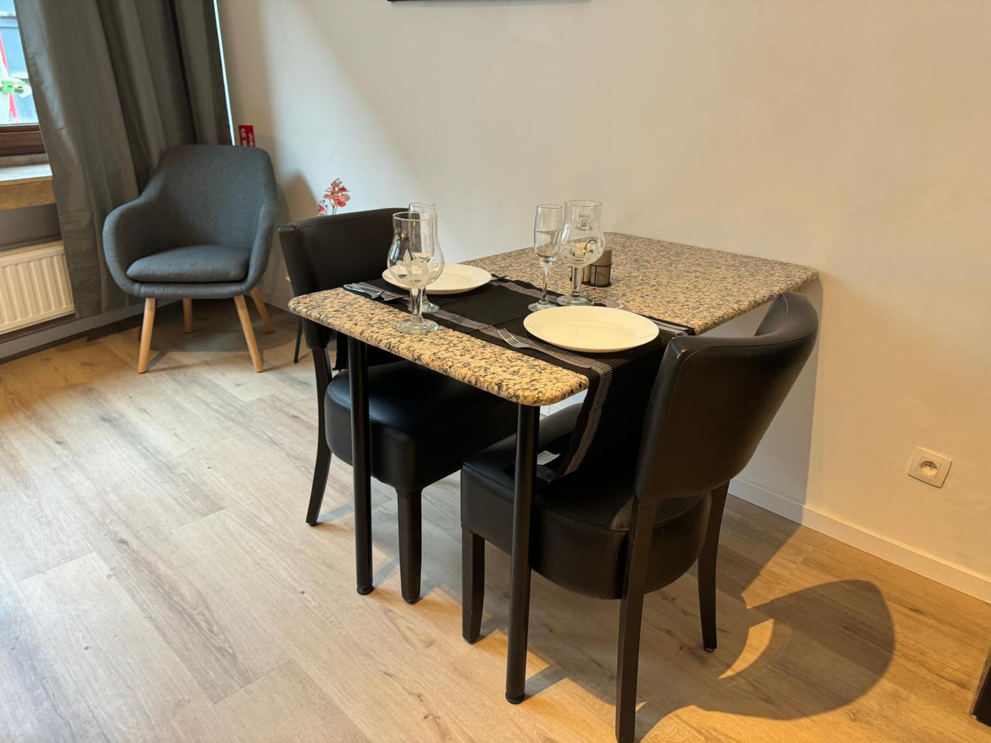 Two Bedroom Loft In The City Center By The Meir Антверпен Екстериор снимка