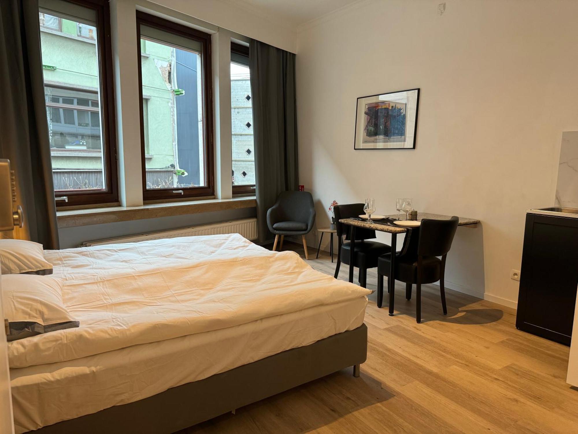 Two Bedroom Loft In The City Center By The Meir Антверпен Екстериор снимка